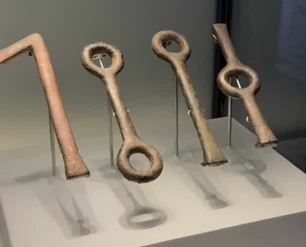 مجسمات حروف مسند